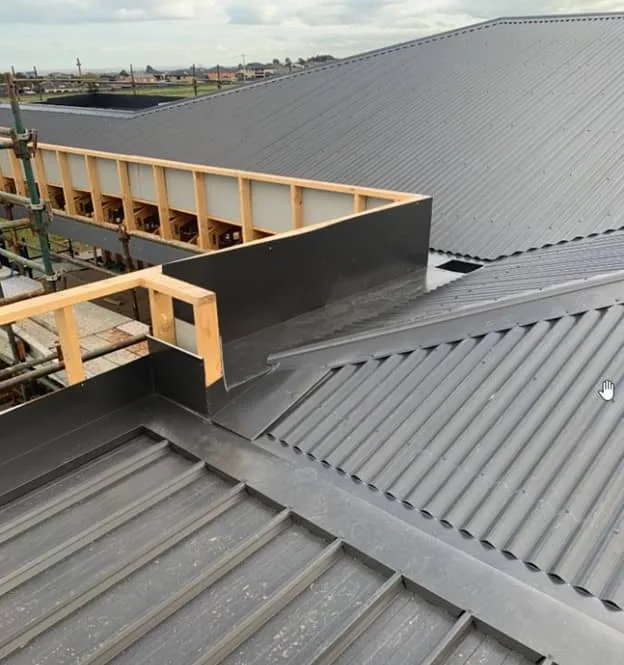 What Are The Risks Of Blocked Box Gutters